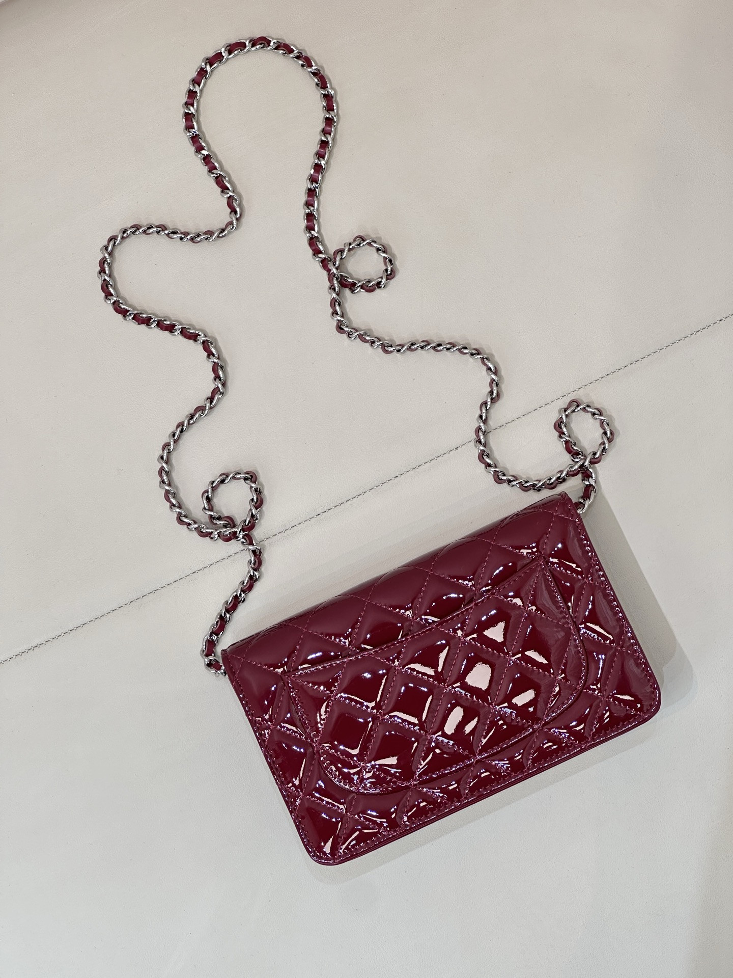 CHANEL WOC CLASSIC WALLET ON CHAIN 13x19cm