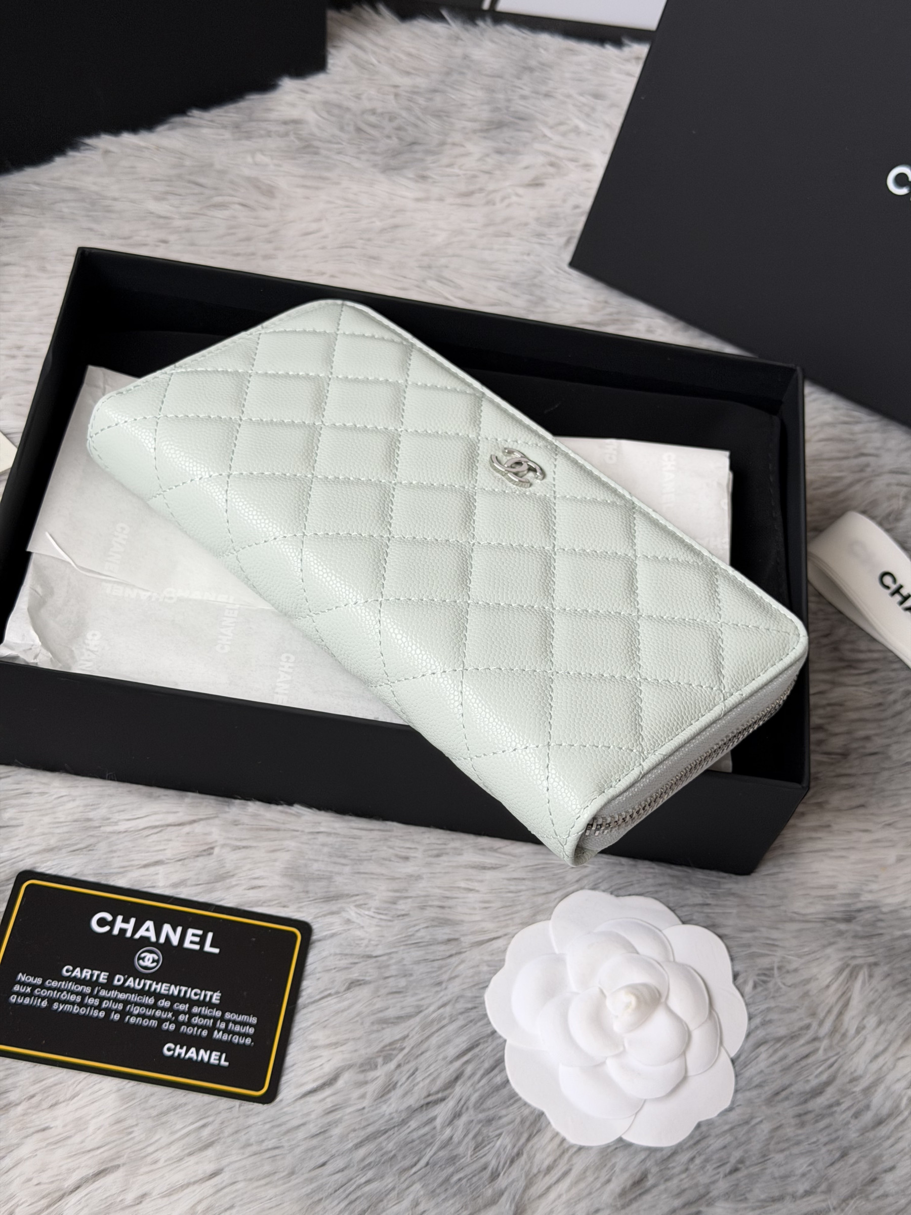 Chanel Zip Around Wallet 80758 10x19x3cm