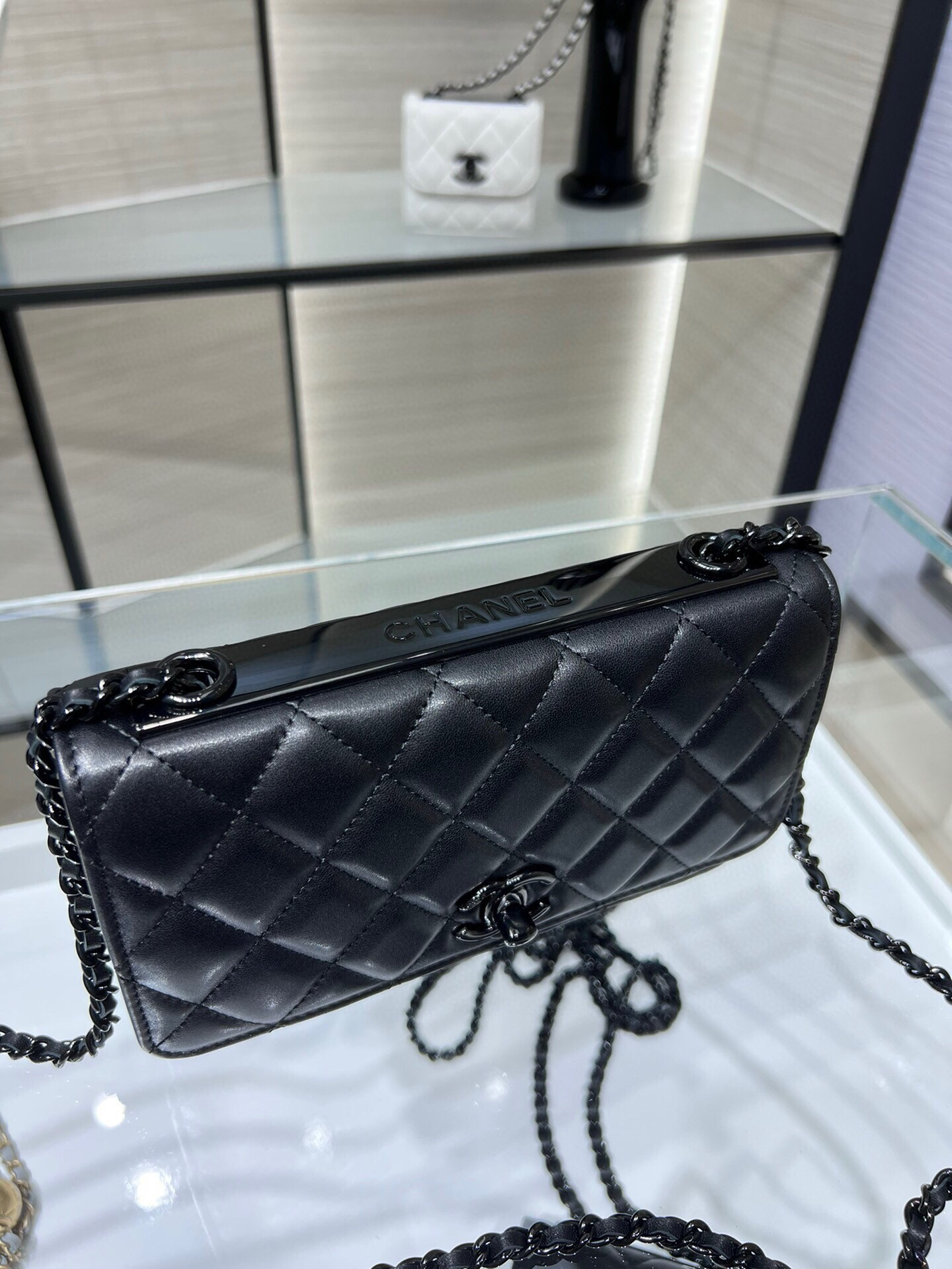 Chanel WOC Trendy CC Wallet On Chain 19x12x3.5cm