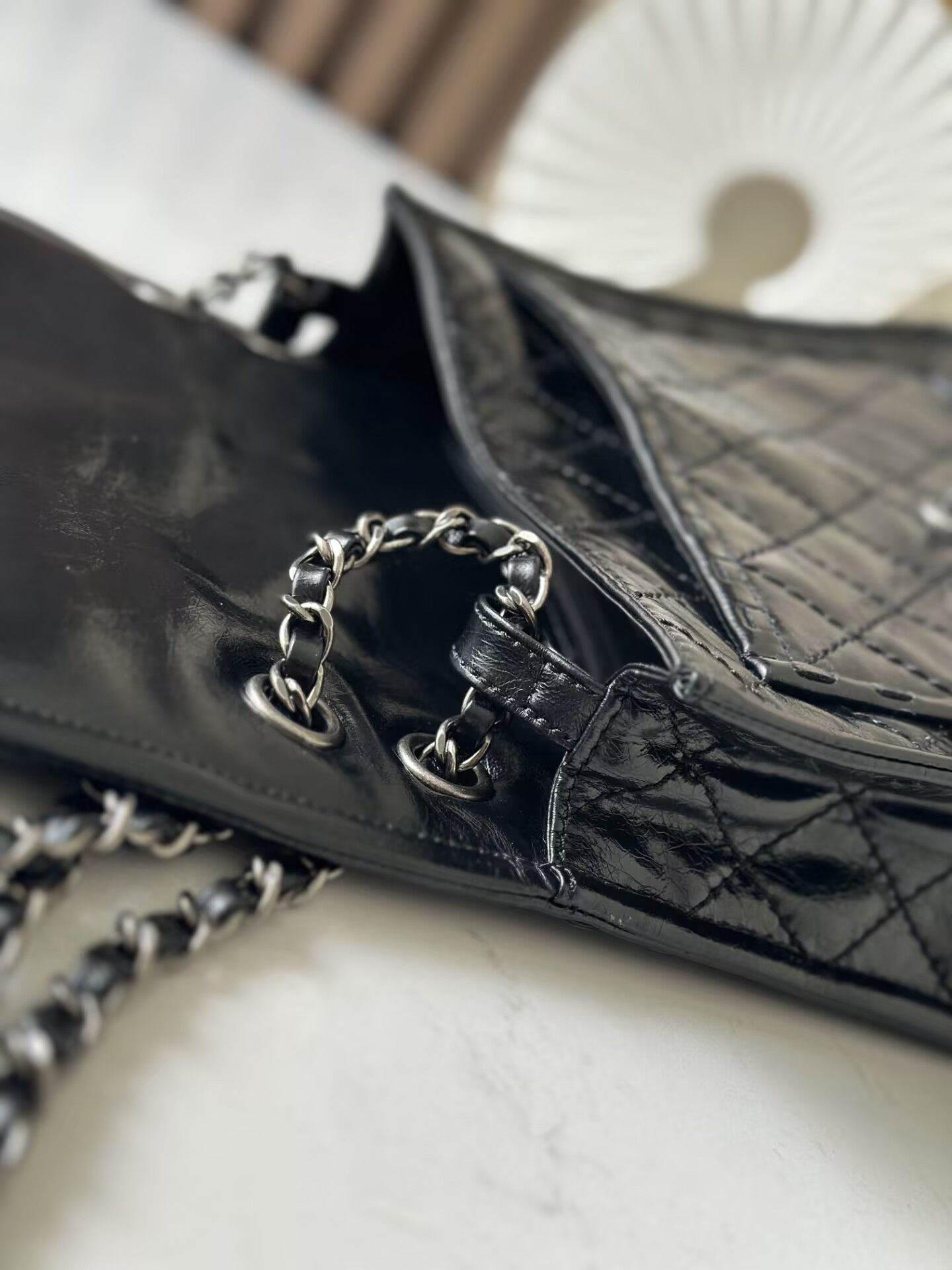 Chanel Vintage Flap tofu bag 26x11x23cm