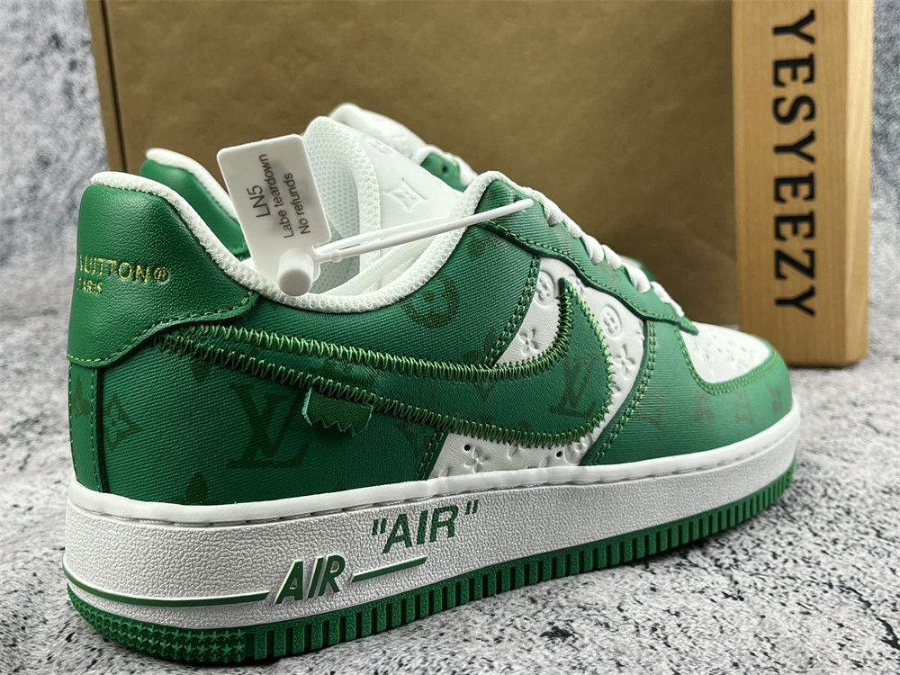 UA NIKE X LV AIR FORCE 1 LOW