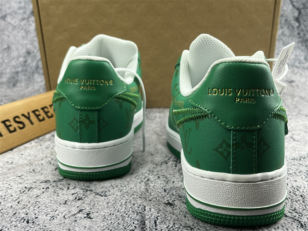 UA NIKE X LV AIR FORCE 1 LOW