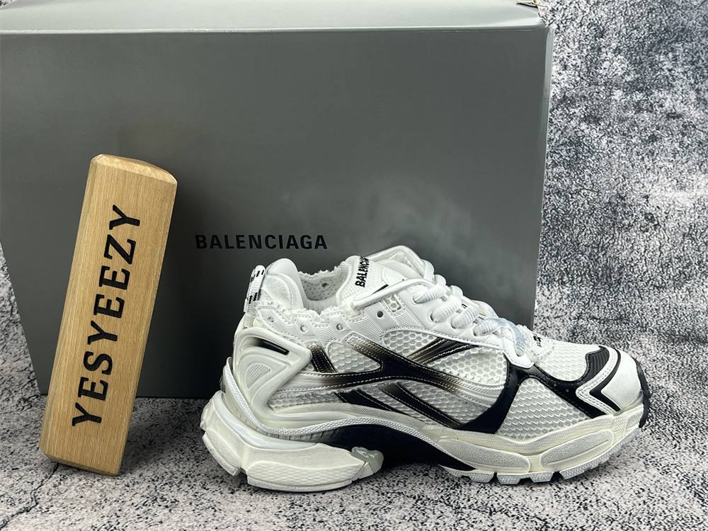 UA Balenciaga Runner Sneaker
