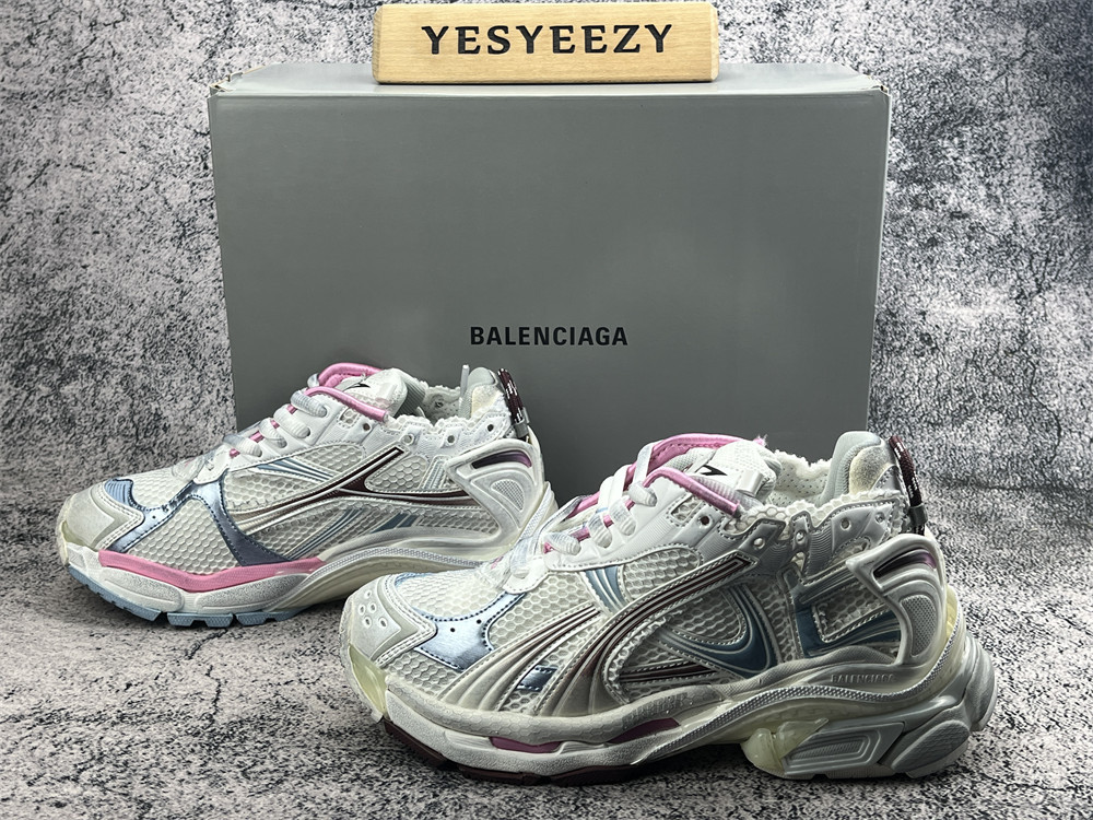 UA Balenciaga Runner Sneaker
