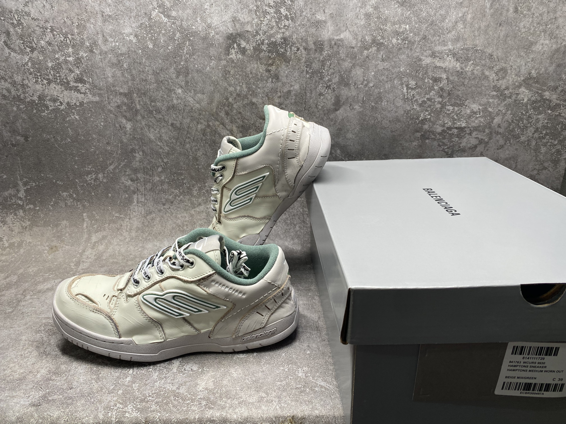 UA Balenciaga Hamptons Worn-out Sneaker (run one size large)