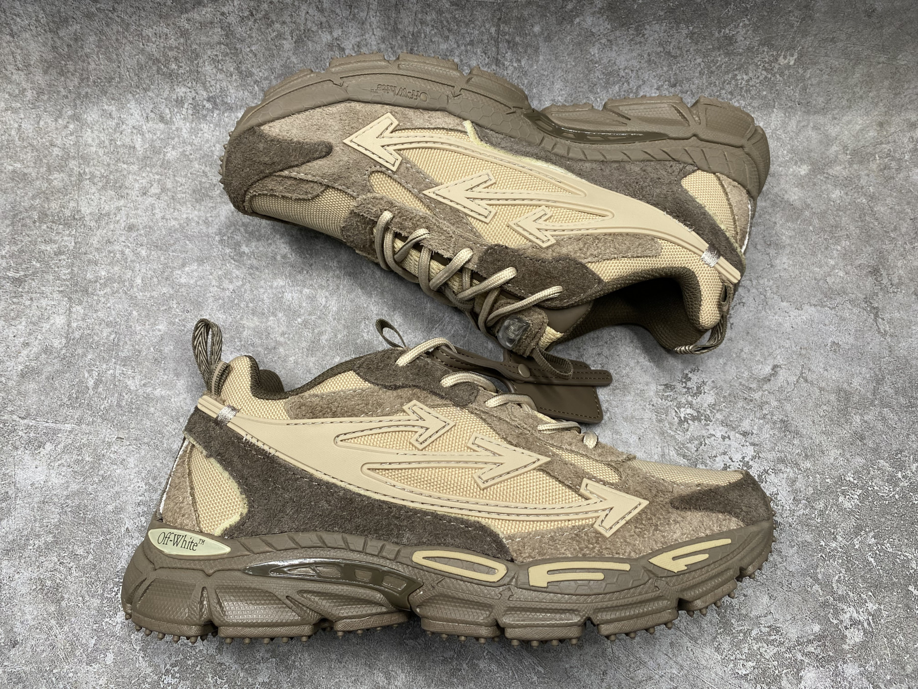 UA Off-White "BE RIGHT BACK"
