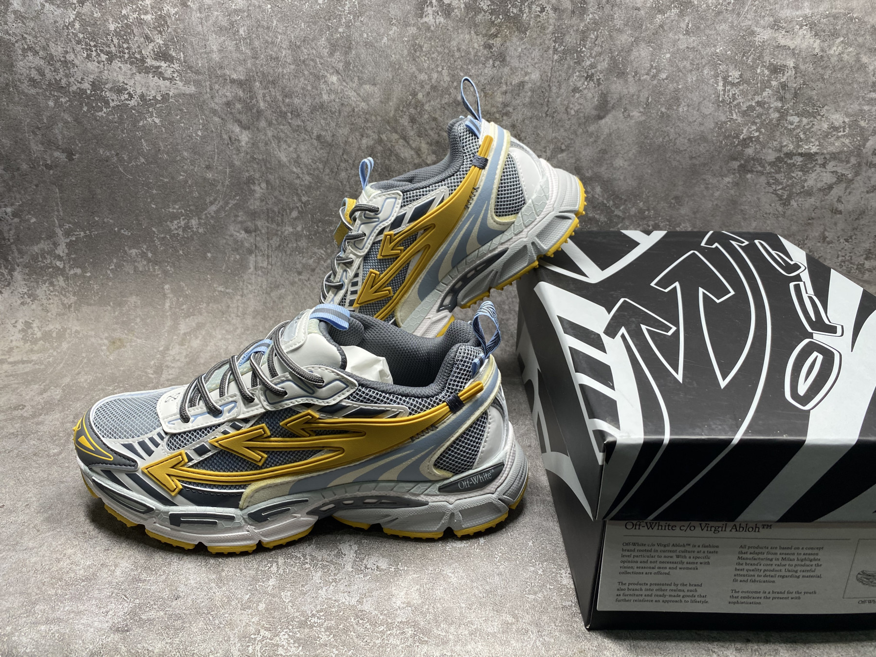 UA Off-White "BE RIGHT BACK"