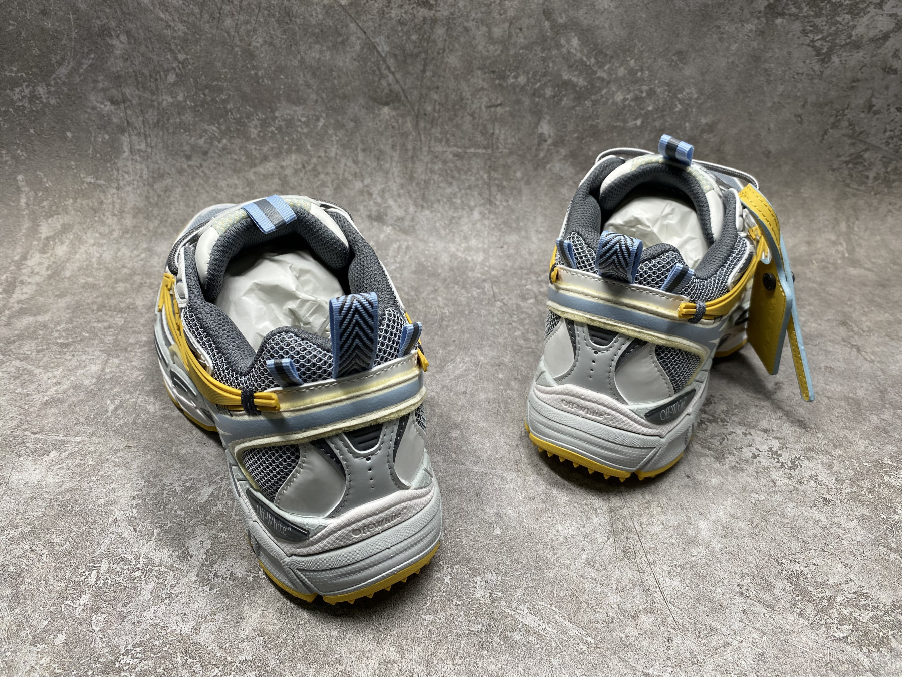 UA Off-White "BE RIGHT BACK"