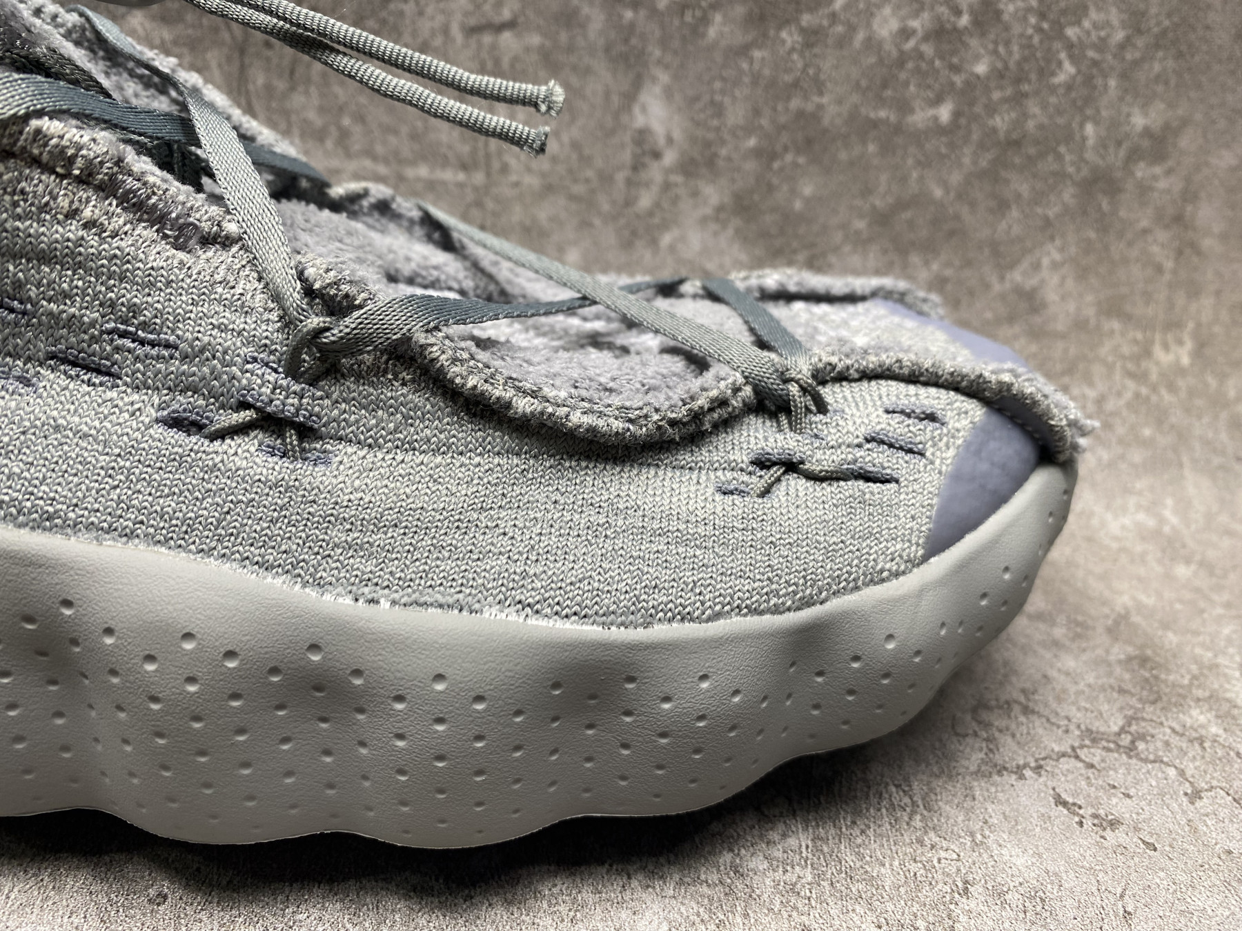 UA Nike Mind 002 Flyknit