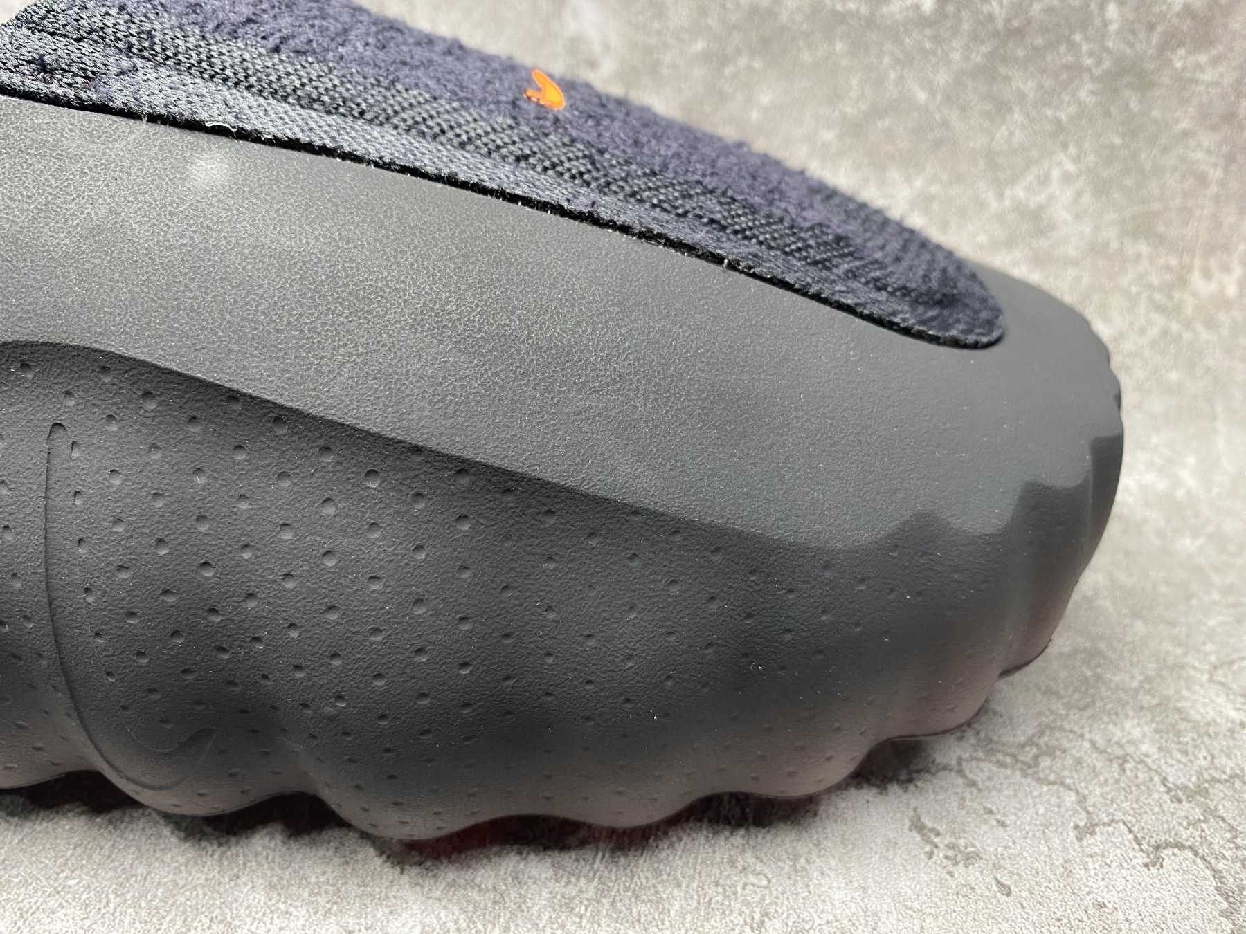 Nike Mind 001 Slide (Runs one size small)