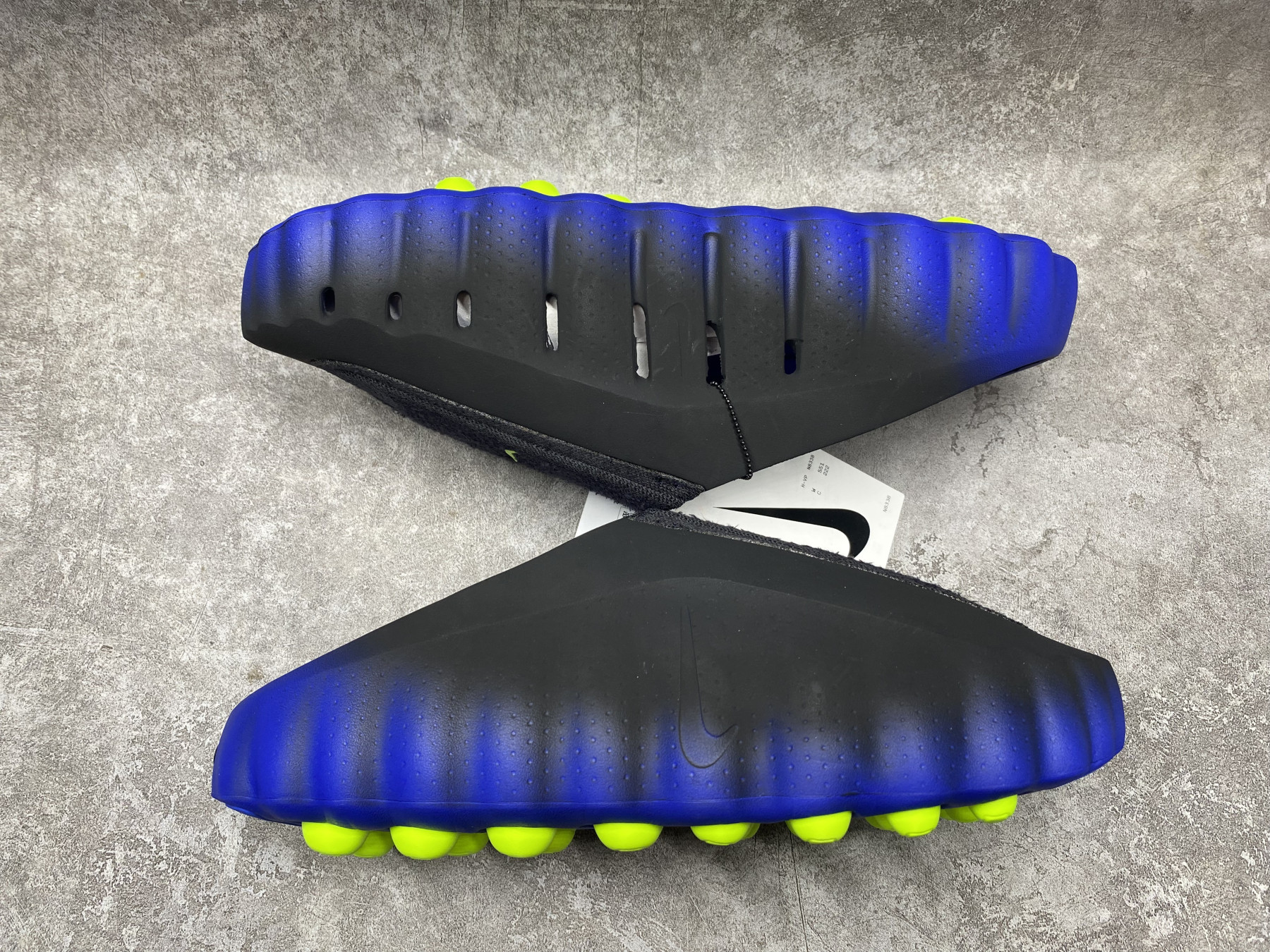 Nike Mind 001 Slide (Runs one size small)