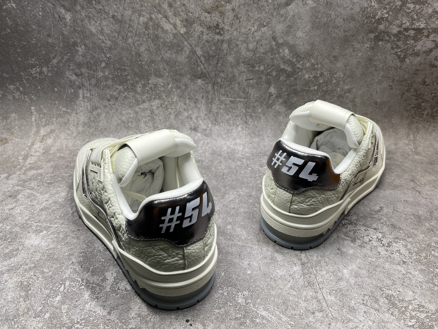 UA LV trainer Sneakers