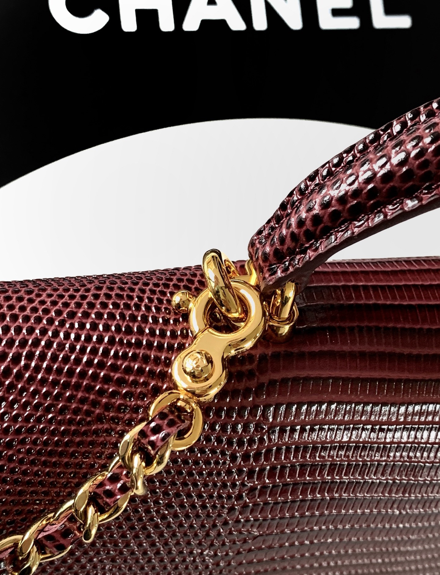 Chanel Clutch with chain AP5280 9.5x25x5cm