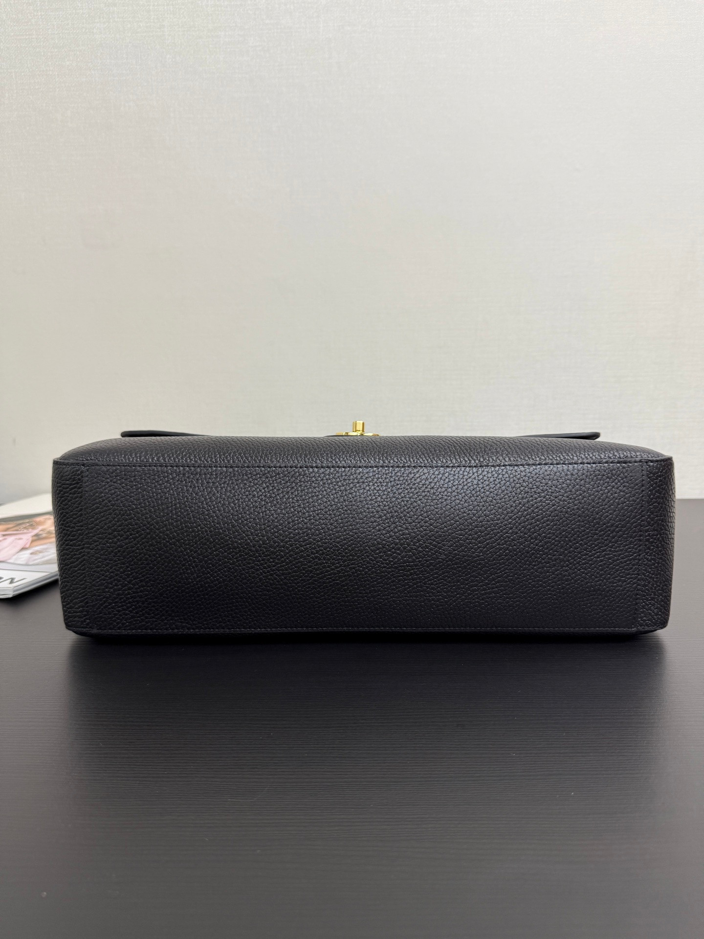 Chanel Maxi Flap Bag AS6233 26x38.5x11cm