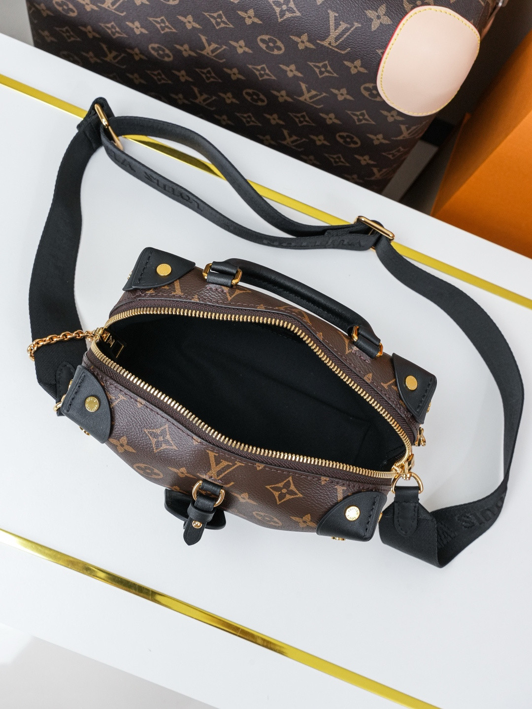 LV PETITE MALLE SOUPLE M45571 20x14x7.5CM