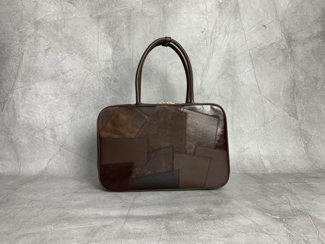 Miu Miu Leather patchwork Beau bag 23x34x10cm