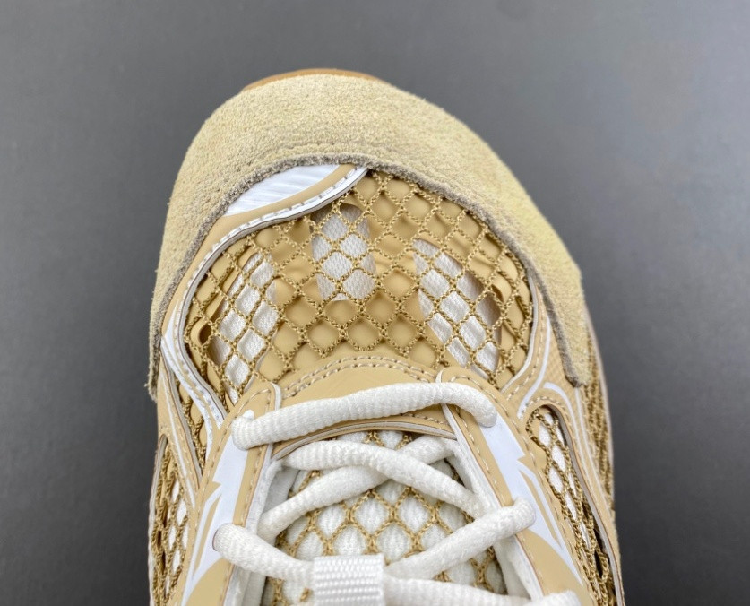 ua b0tt*ga Ven*ta orbit sneaker
