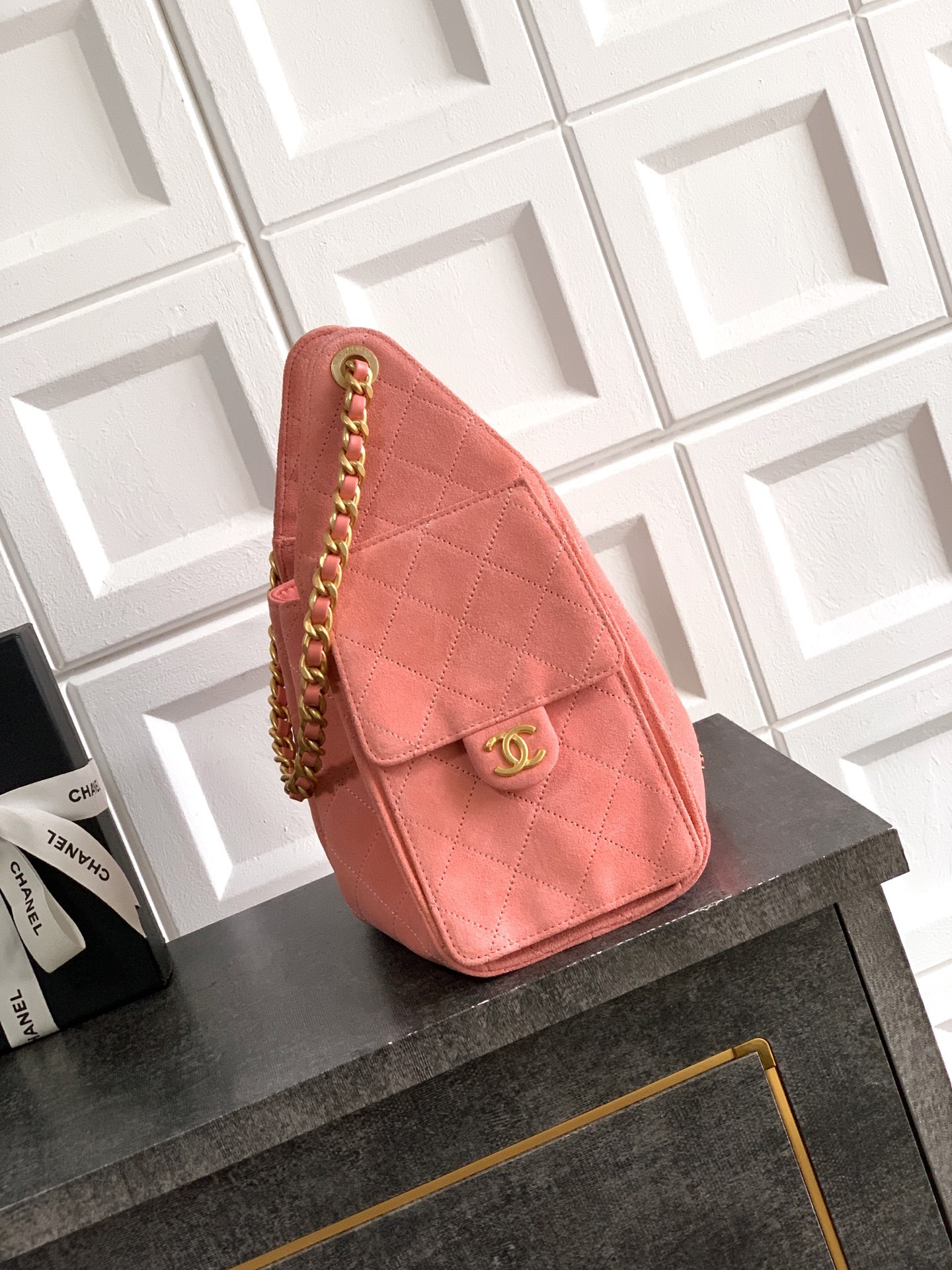 CHANEL 25C Bucket BAG 30x26x14cm