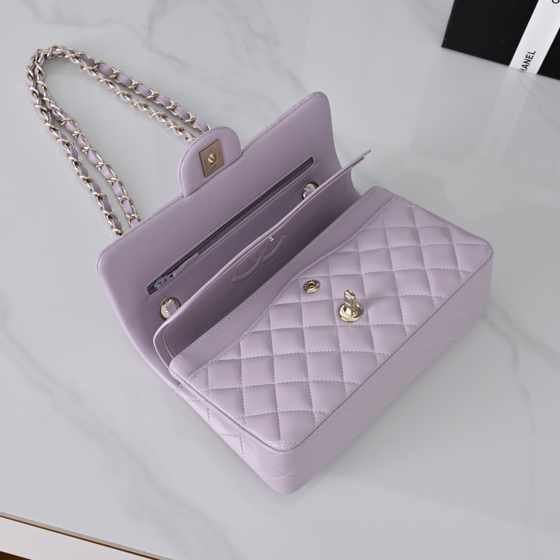 Chanel Classic Flap handbag Light purple with light gold hardware A01113 23x14.5x6cm