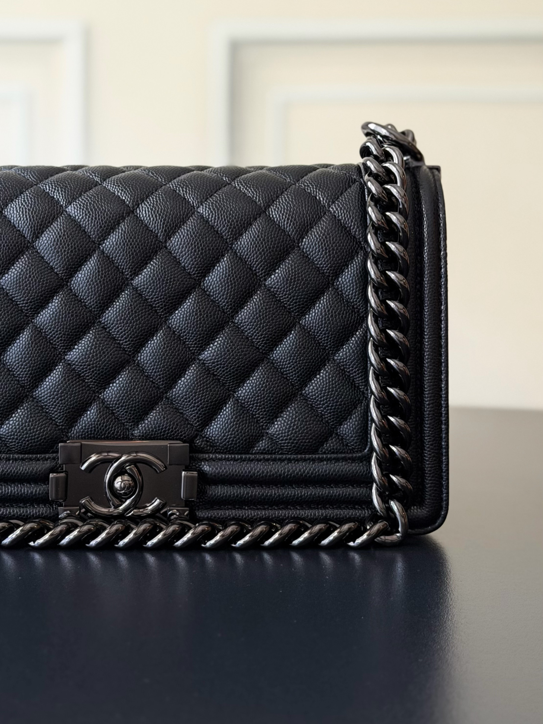 Chanel Boy Handbag 15x25x9cm