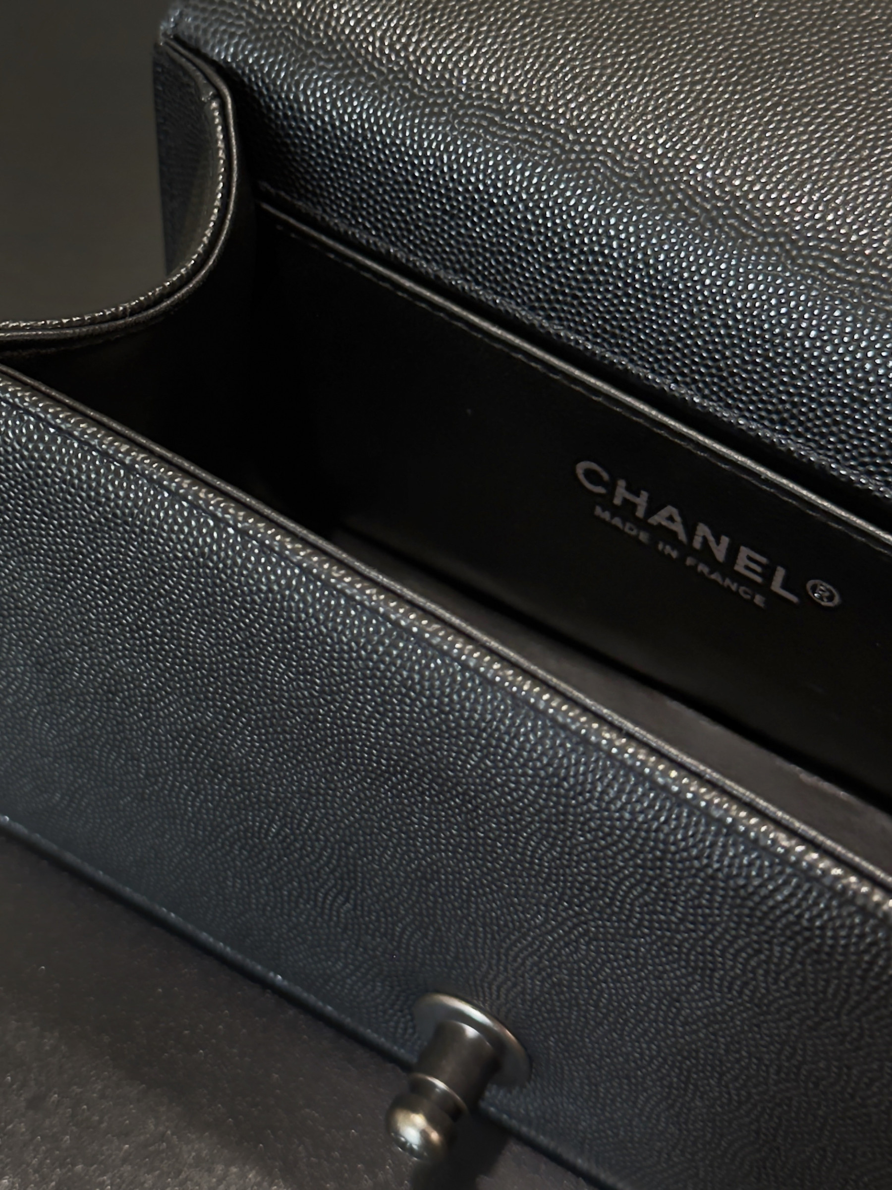 Chanel Boy Handbag 12x20x7cm
