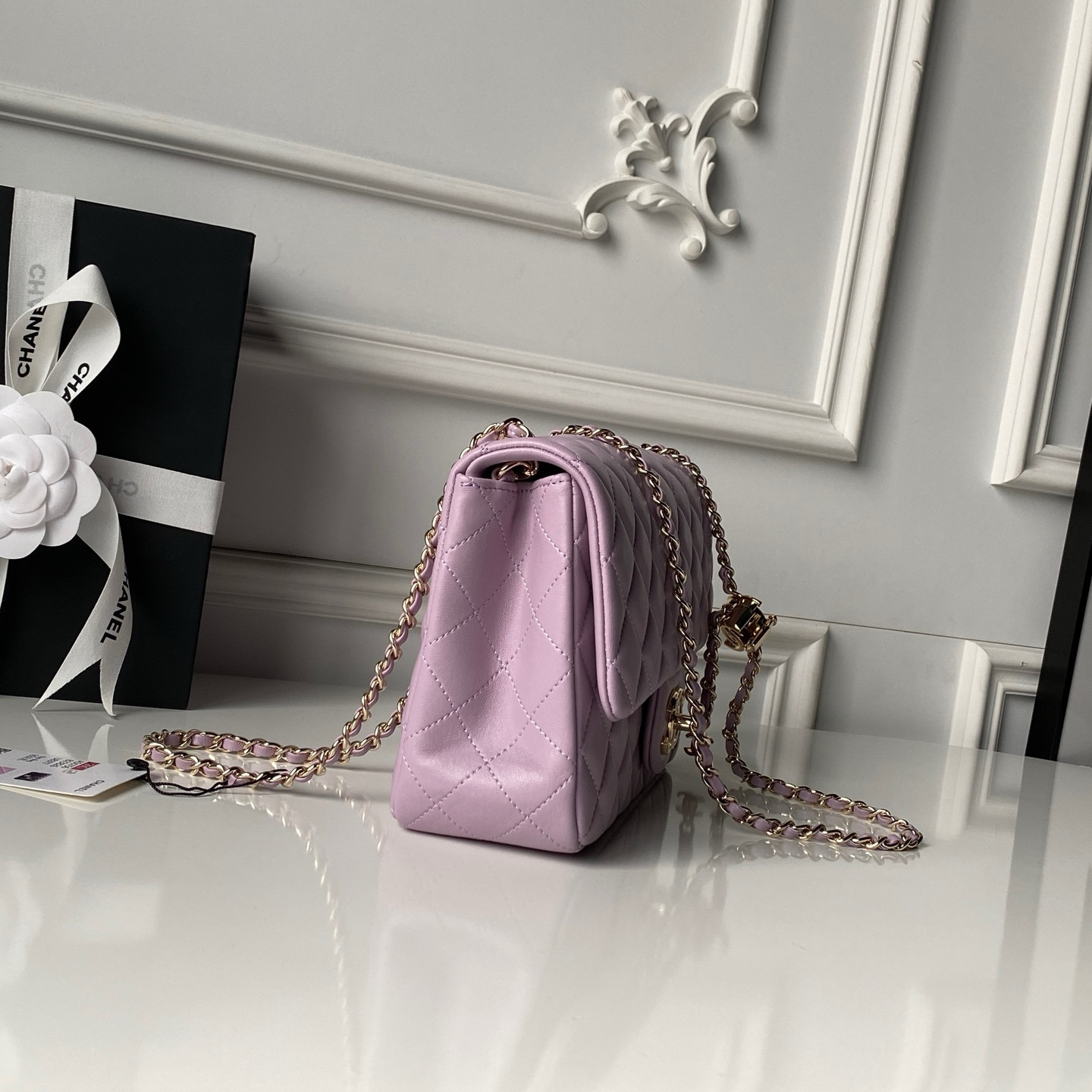 Chanel Classic Flap Handbag CF AS5756 14.5x23.5x7cm