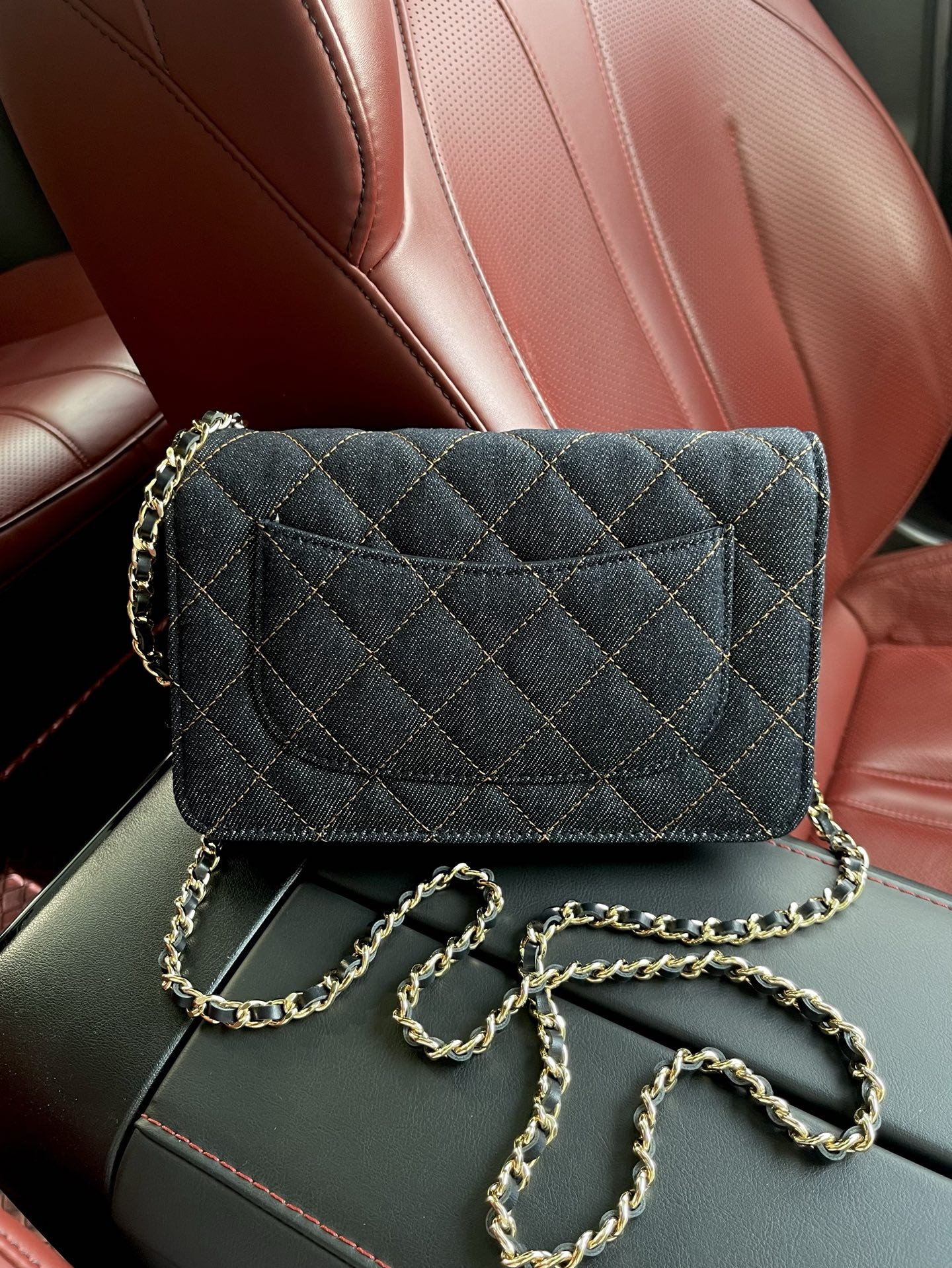 CHANEL WOC CLASSIC WALLET ON CHAIN 19.5x12x3.5cm