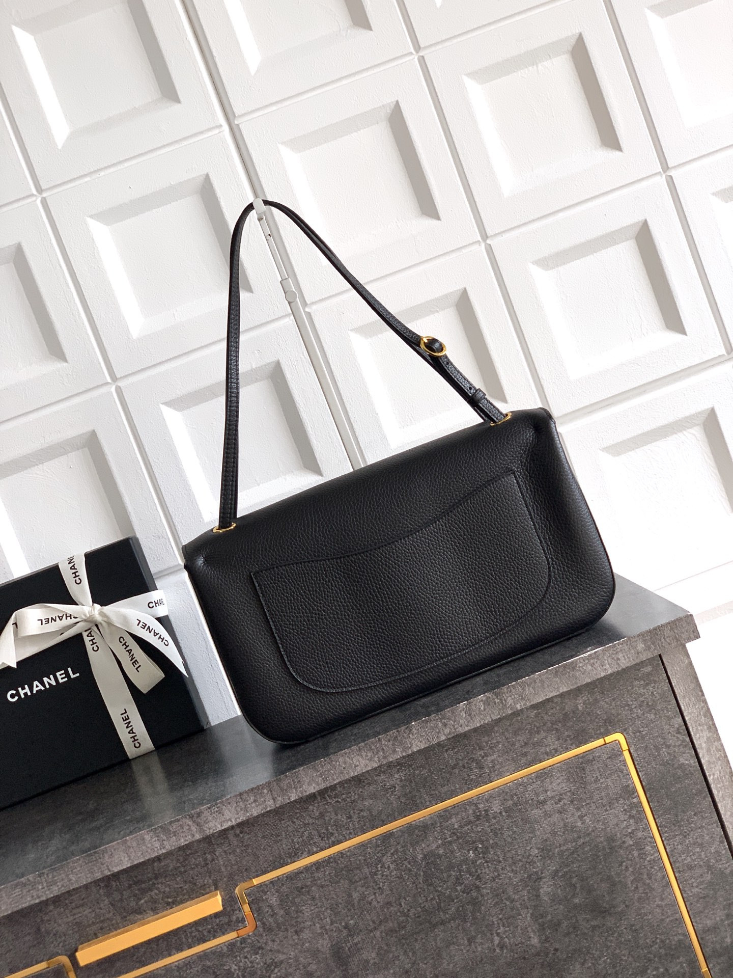 Chanel Maxi Flapbag AS6231 19.5x32x10cm