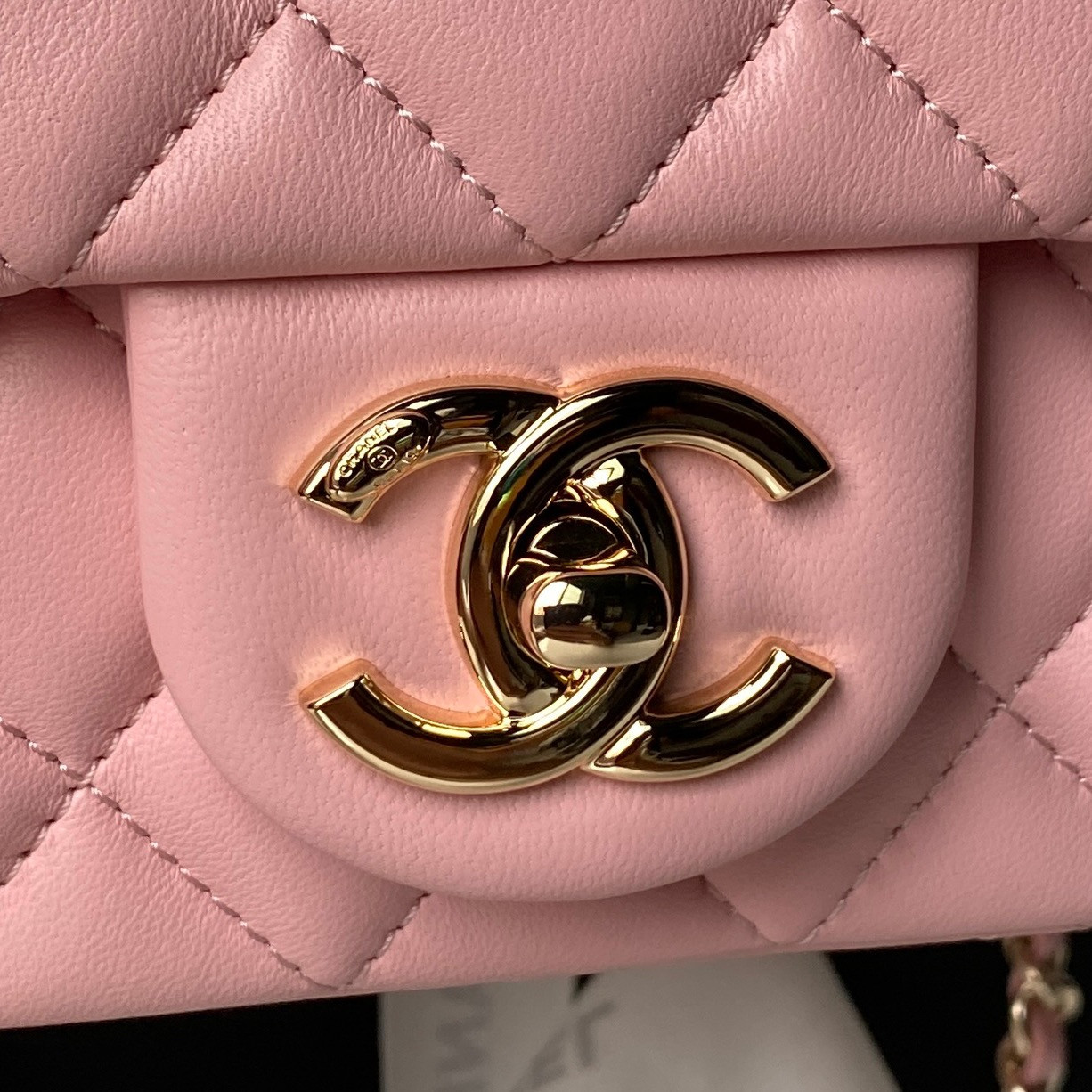 Chanel Classic Flap Handbag CF AS5759 20x13x7cm
