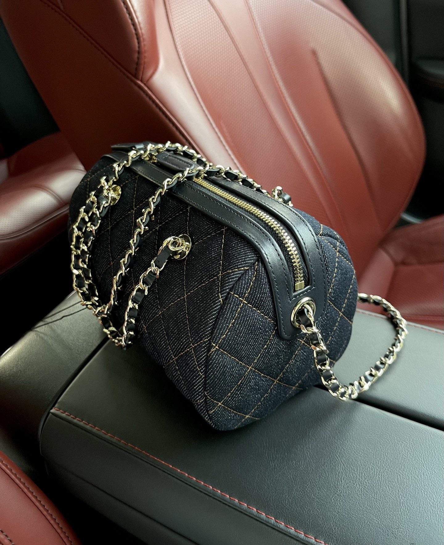 Chanel Bowling Bag AS4474 11.5x18.5x11cm