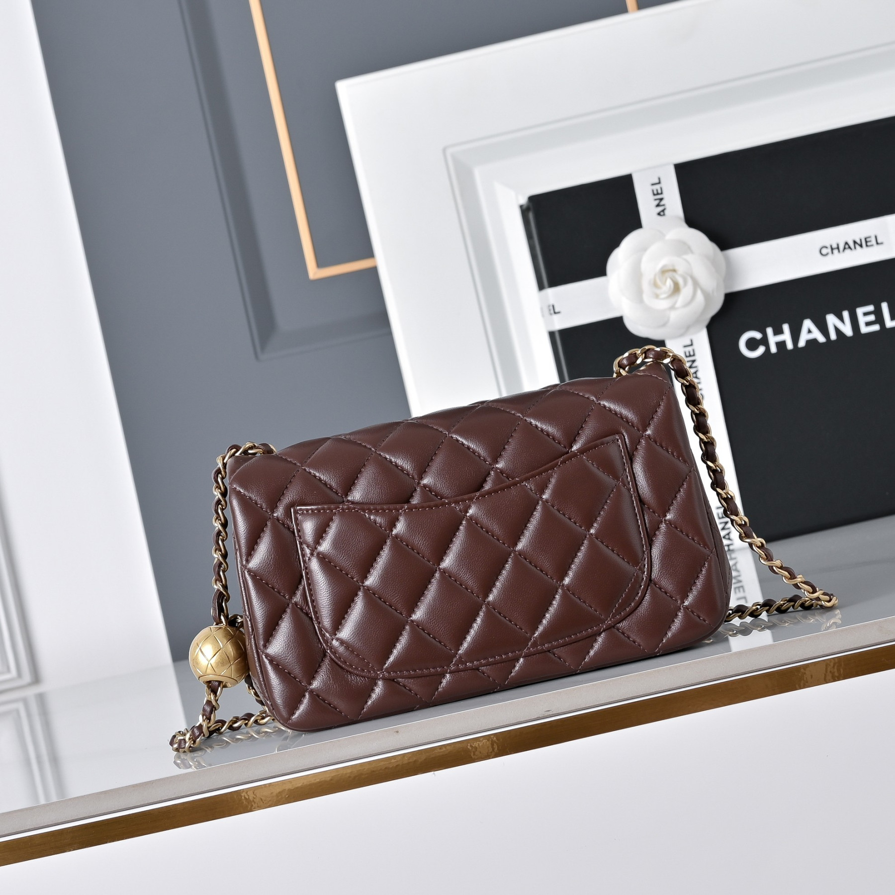 Chanel Flap Bag Brown AS1787 20x13x7cm
