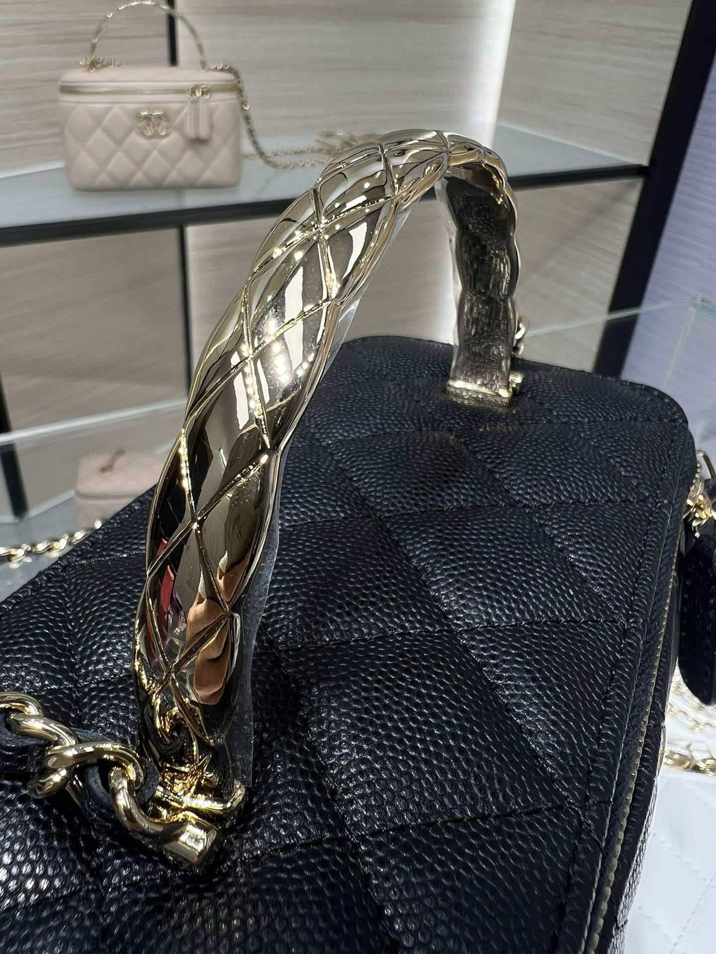 Chanel Clutch With Chain AP4590 17x9.5x8cm