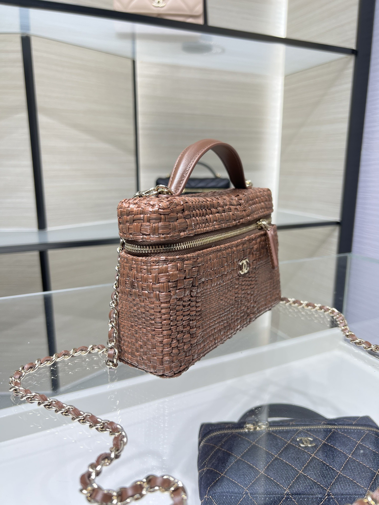 Chanel Classic Vanity with Chain AP4385 17x19.5x5cm