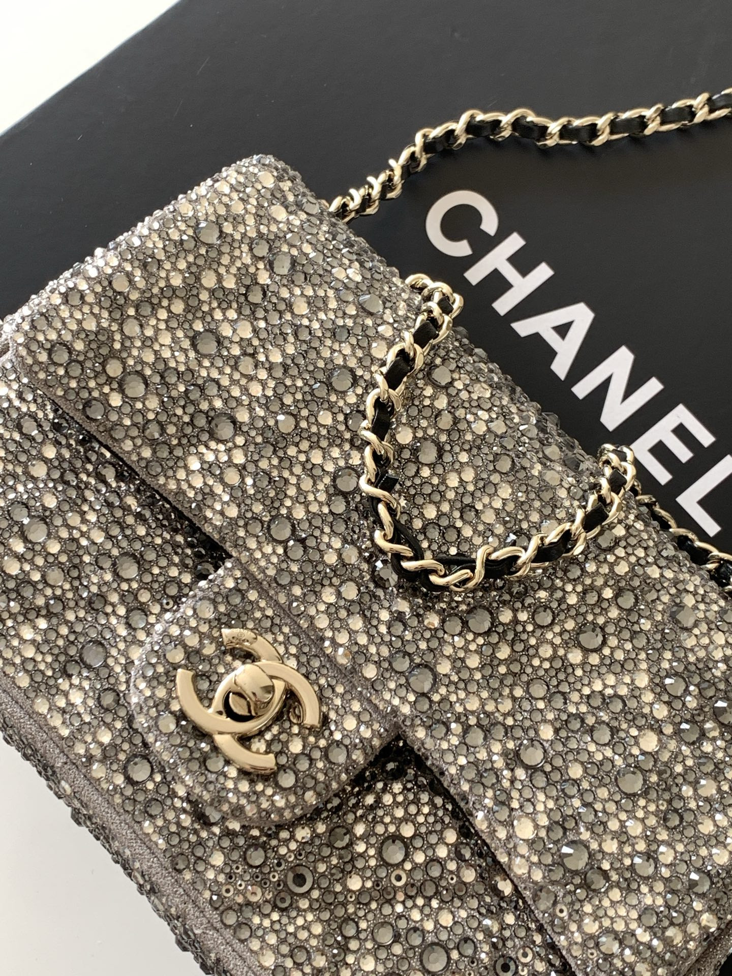 Chanel Evening Flap Bag AS4297 13x21x8cm