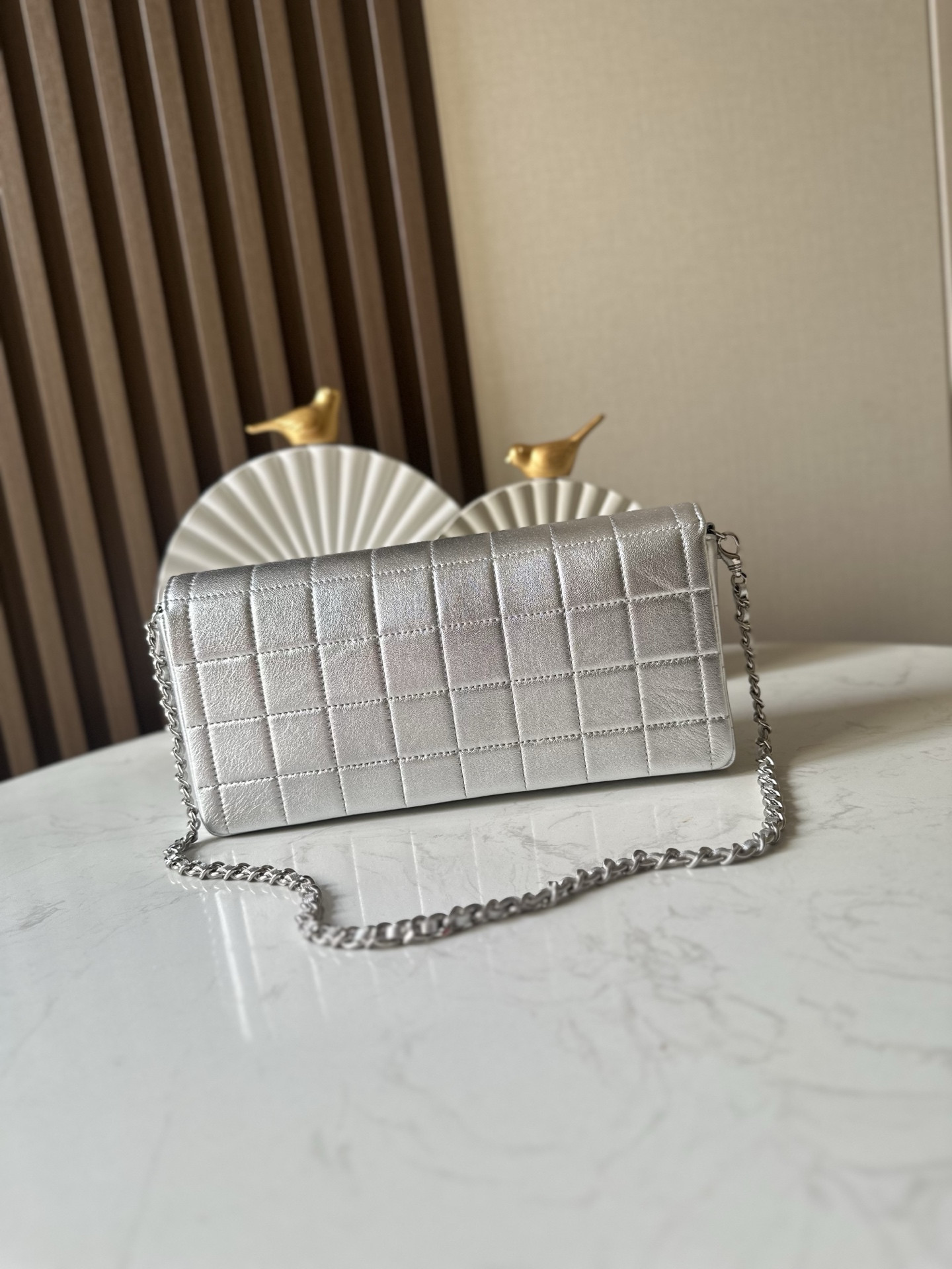 Chanel Classic Chocolate Bar Flap Chain Bag 26x13x4cm