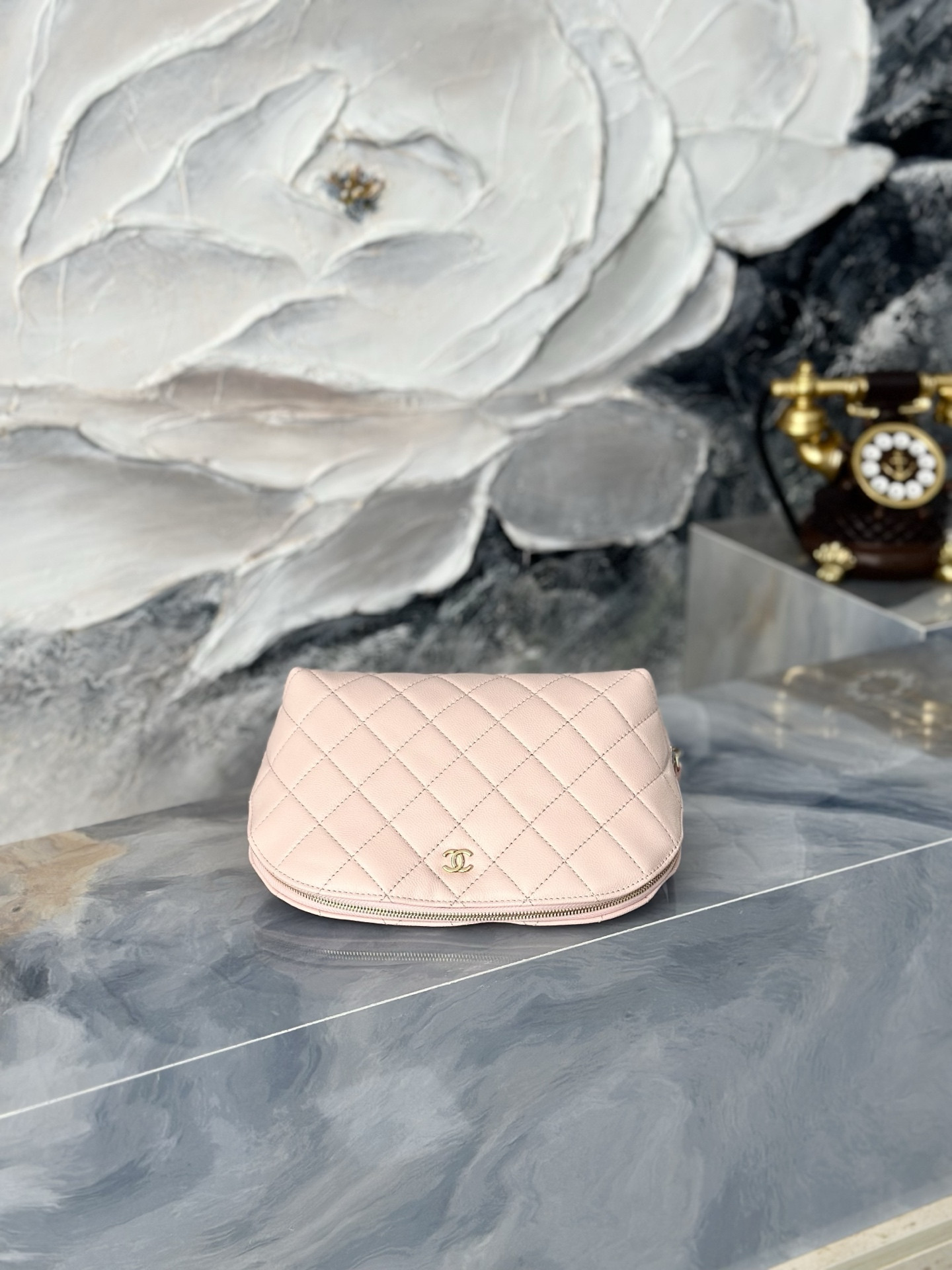 Chanel Quilted Cosmetic Bag A31102 19x13x10cm