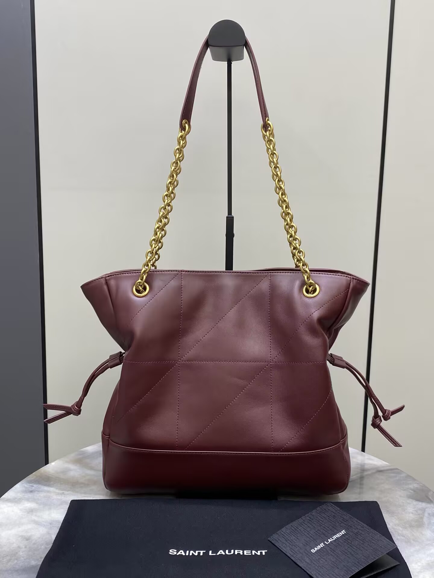 YSL JAMIE SHOPPING SMALL IN LAMBSKIN 28x29x8cm