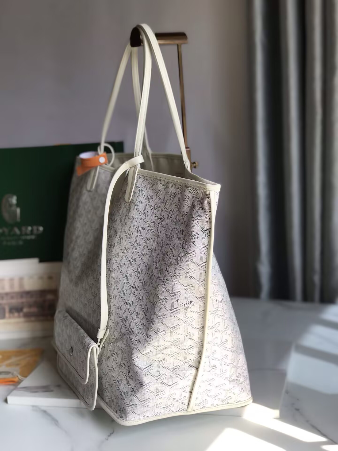 Goyard Anjou GM Bag 39x32x19cm