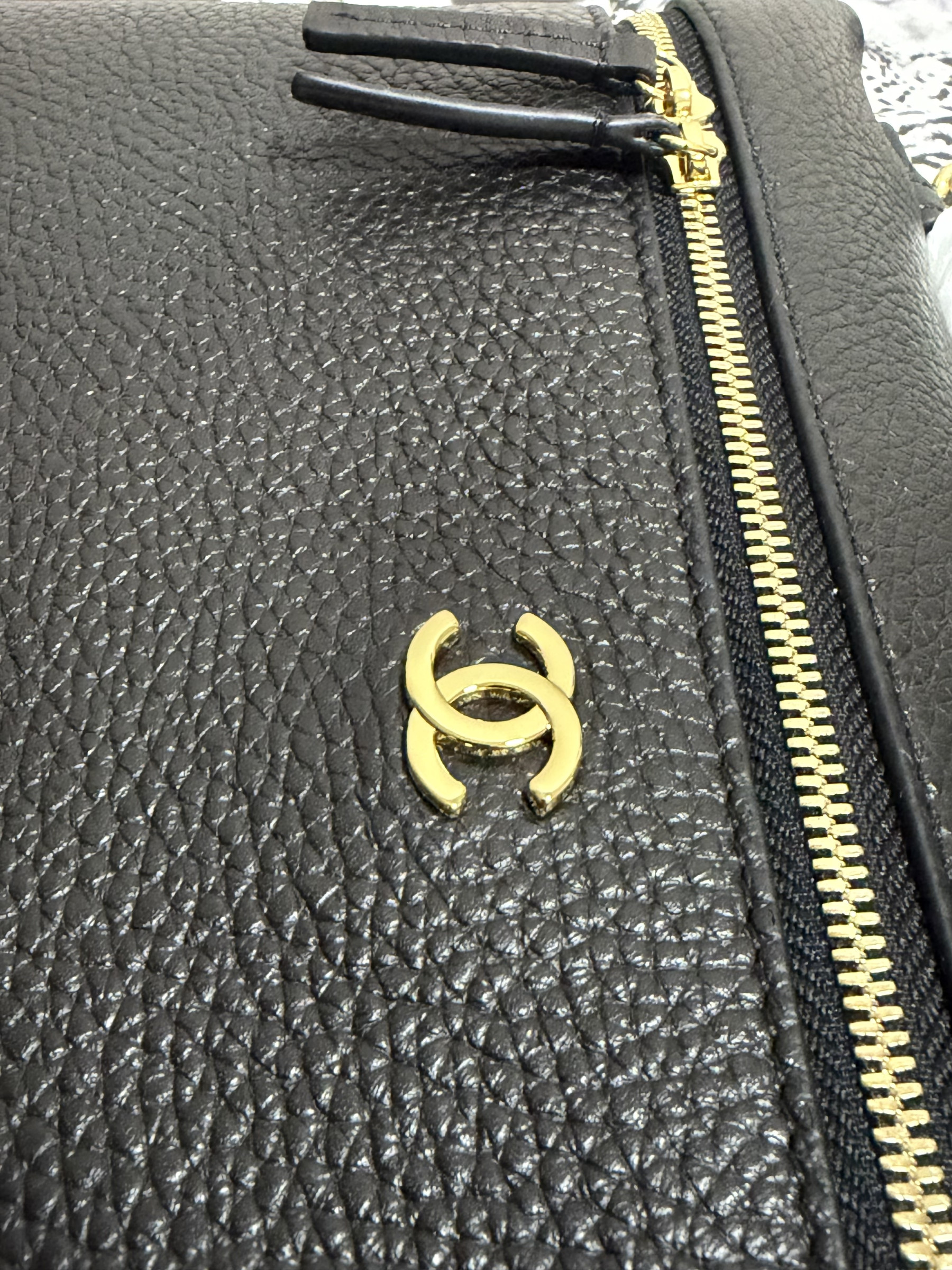 CHANEL Classic Vanity with chain Handbag AP6473 17x29x5cm