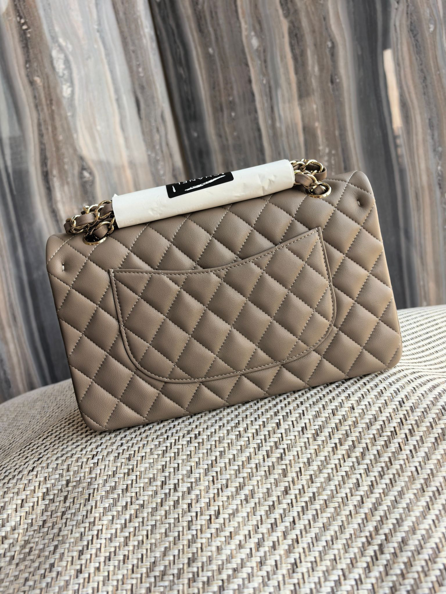 Chanel Classic Flap Bag Light gold hardware 15.5x25.5x6.5cm