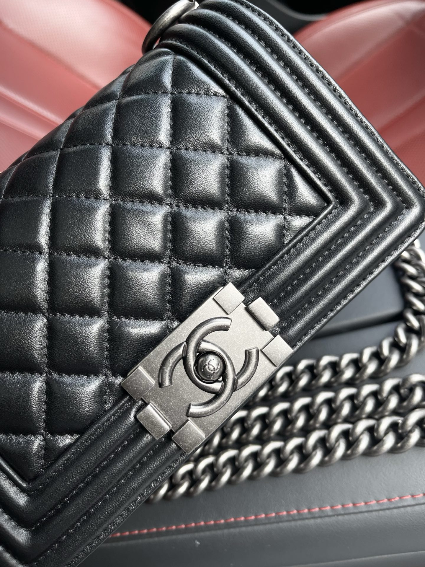 CHANEL Small BOY Handbag A67085 12x20.5x8.5cm