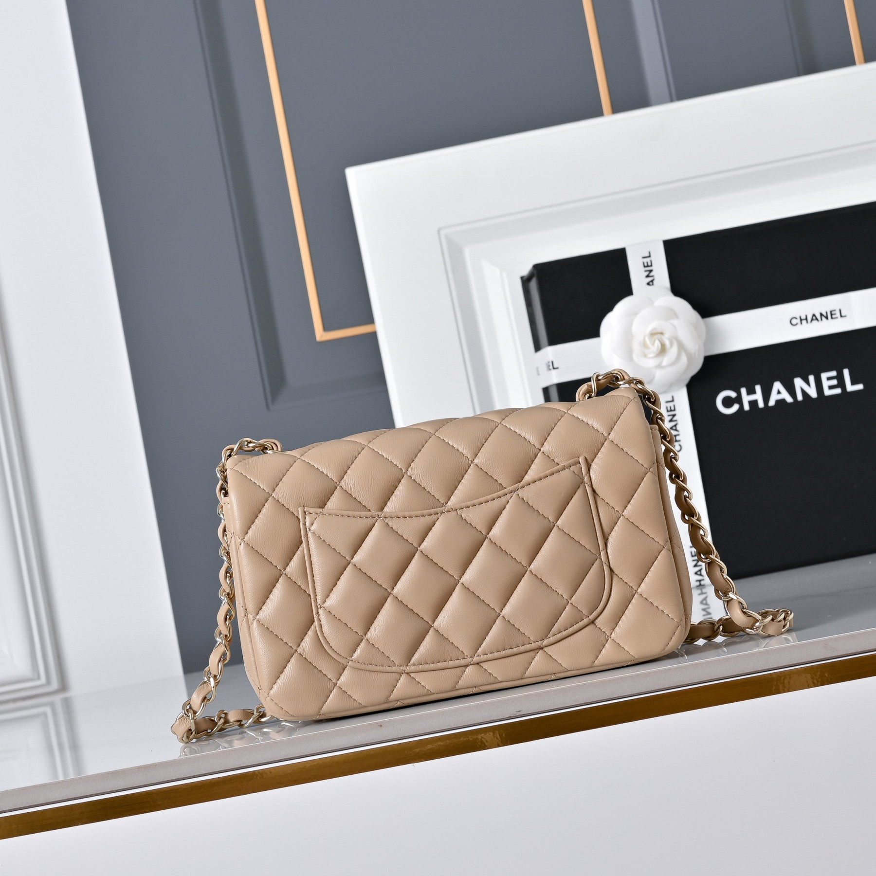 Chanel Mini Flap Bag 20x12x6.5cm