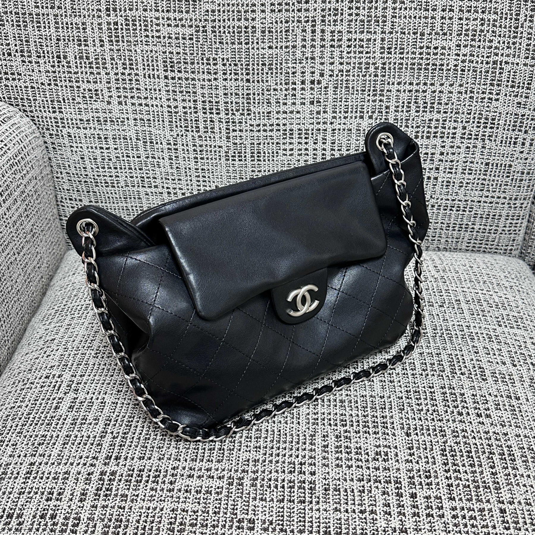 Chanel Hobo Bag 36x32x3cm
