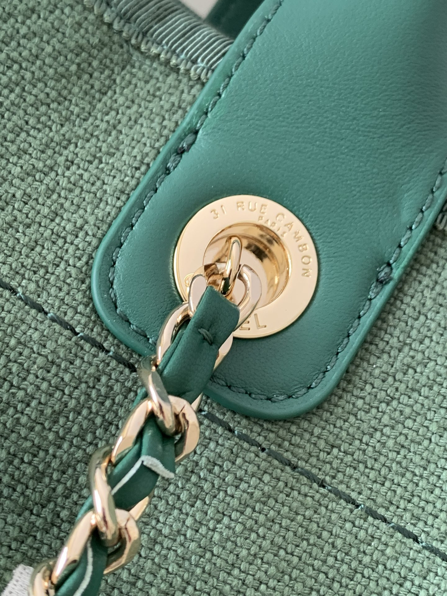 Chanel Deauville Tote Shopping Bag 33x22x13cm
