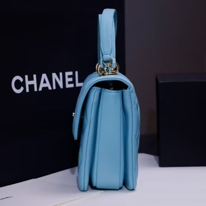 CHANEL FLAP BAG WITH TOP HANDLE 17x25x12cm