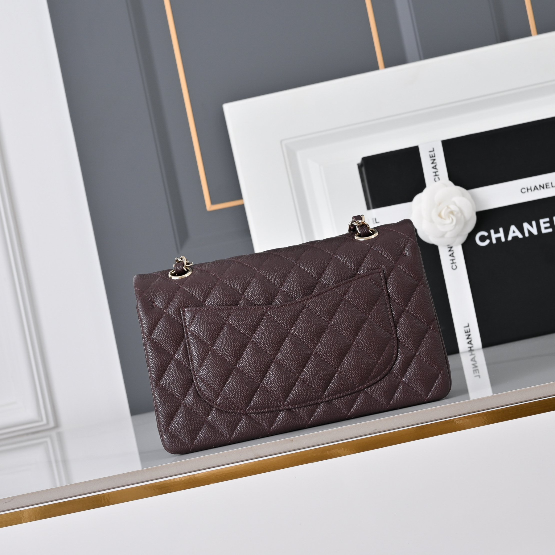 Chanel Classic Flap Bag Coffee Brown Light Gold Hardware A01113 23x14.5x6cm