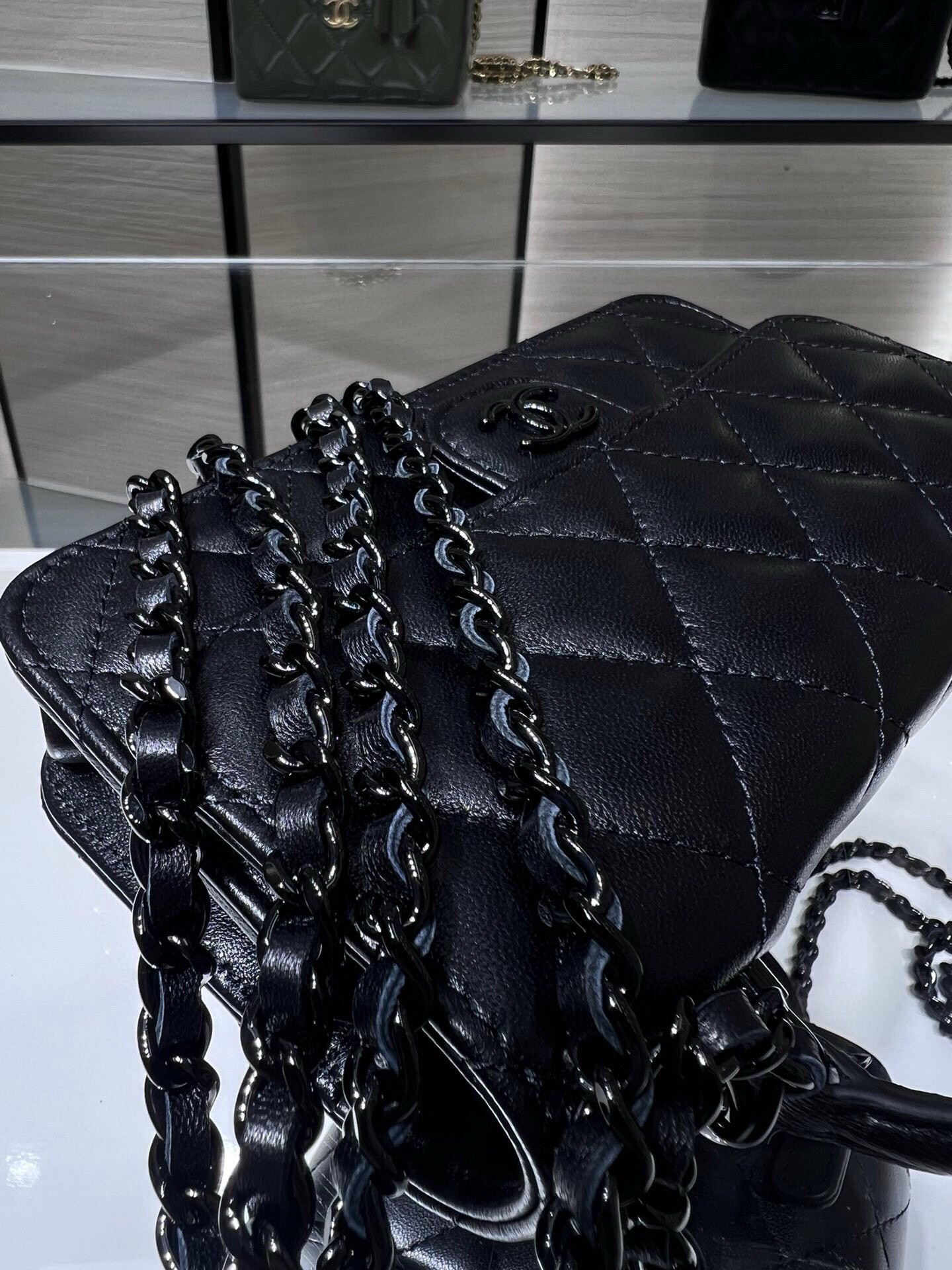 CHANEL Classic Handbag With Top Handle 17x9x3cm