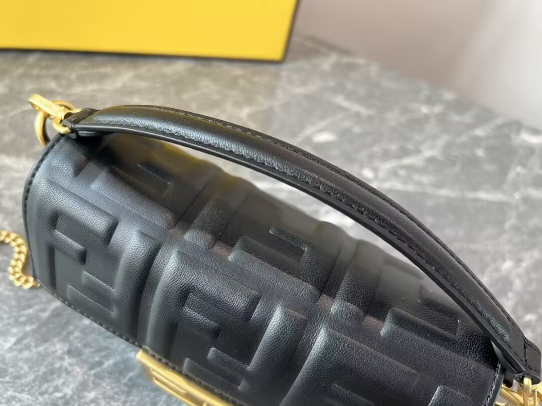 Fendi Baguette Mini Bag 19x4x10cm