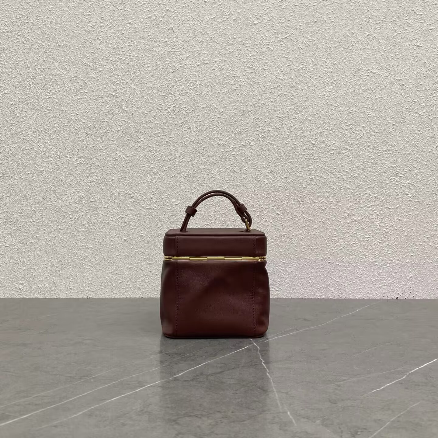 CELINE SMALL TRIOMPHE FRAME 12.5x12.5x12.5cm