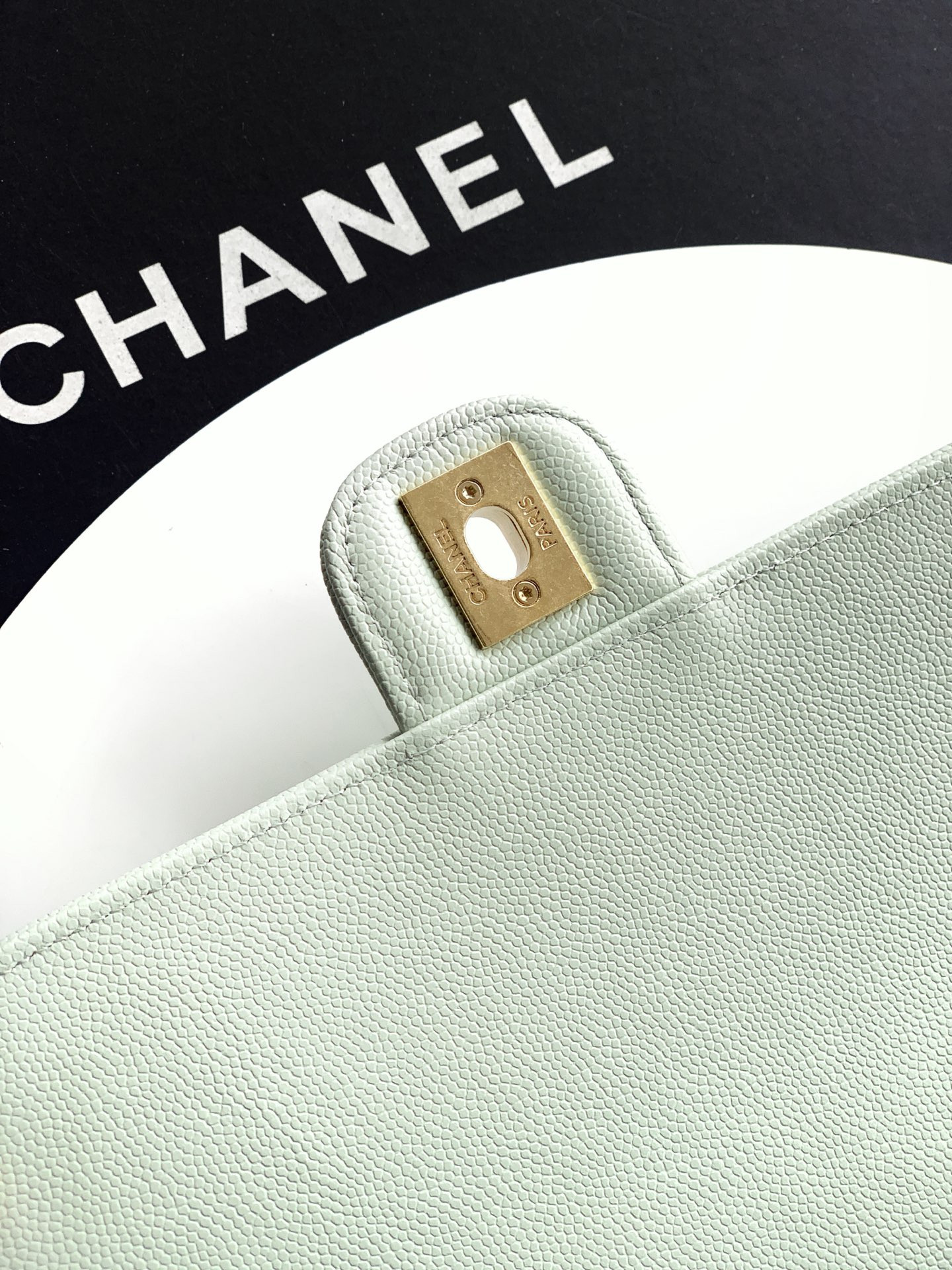 Chanel Small Flap Bag AS6130 15x22x7cm